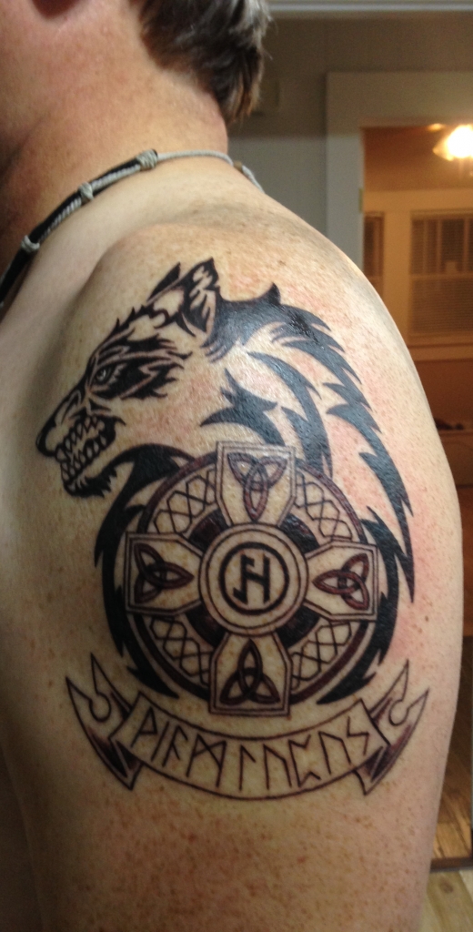 viam-lupus-tattoo-520x1024